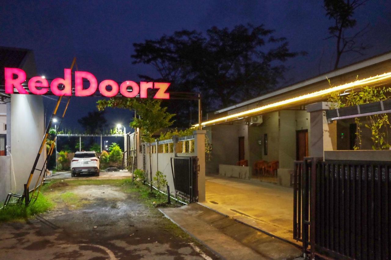 Reddoorz Syariah Near Exit Tol Pemalang Comal 2 Hotell Eksteriør bilde