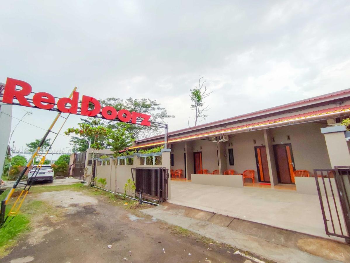 Reddoorz Syariah Near Exit Tol Pemalang Comal 2 Hotell Eksteriør bilde